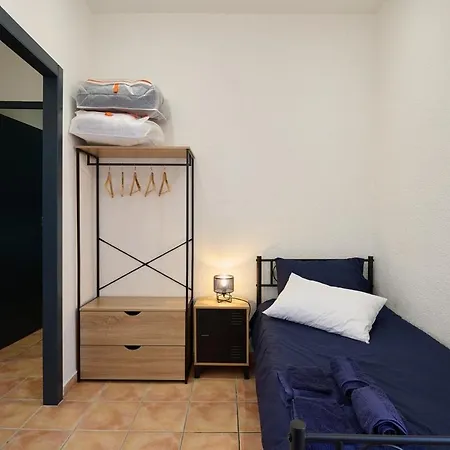 Le Cabrit - Air Conditioning And Wifi דירה פרפיניין